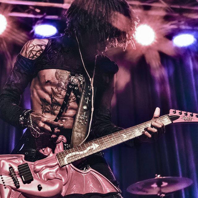 Novulent live in concert